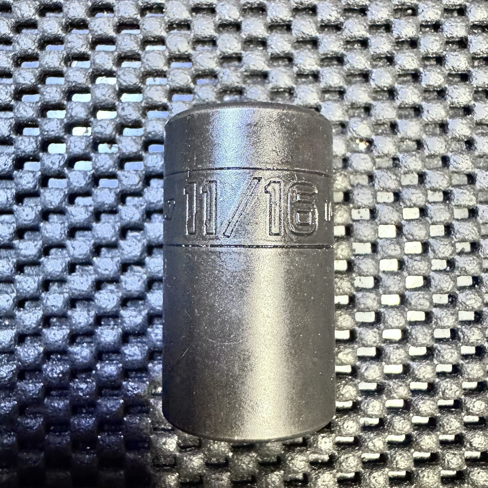 Snap-on Tools 3/8″ Drive 11/16″ 6pt Point Semi Deep Impact Socket IMFS22 USA