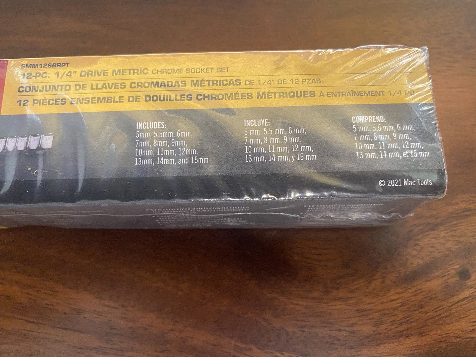 Mac Tools – 12-PC. 1/4″ Drive Metric Non-Slip Socket Set – 6-PT. SMM126BRPT