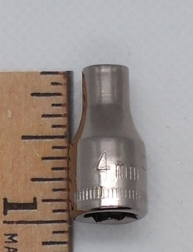 Vintage Craftsman 1/4″ Drive 4MM 6 Point Shallow Socket Metric G2 43505 USA NOS