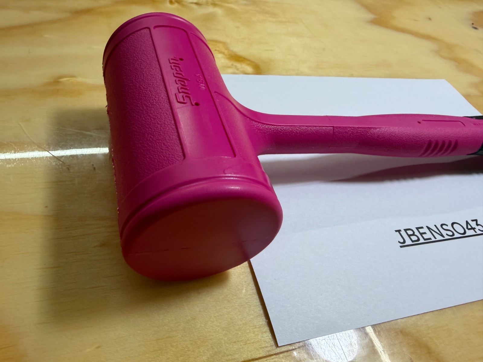 Snap-on Tools NEW ELECTRIC PINK 56oz / 1550g Soft Face Dead Blow Hammer HBFE56EP