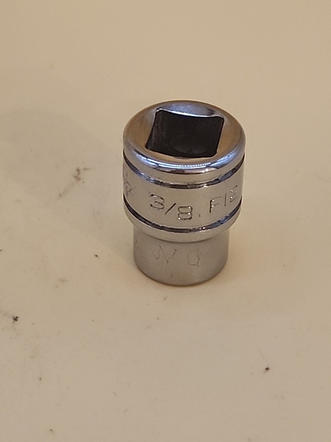 Snap-on Tools 3/8″ Drive 3/8″ Socket F121 12-Point SAE USA