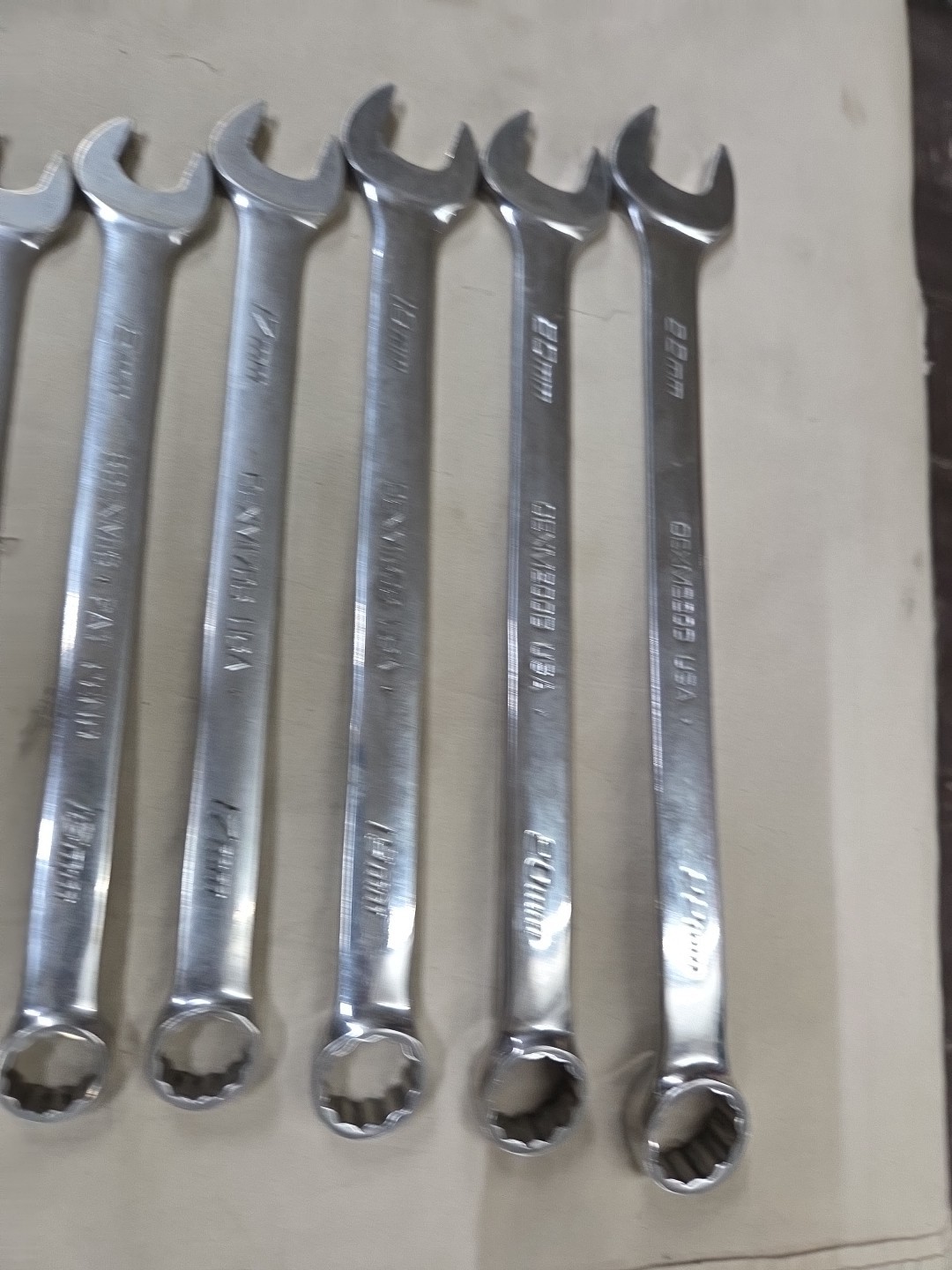 Snap-On 10 Piece Metric Wrench Set 10, 11., 12, 14, 15, 16, 17, 19, 20, & 22MM