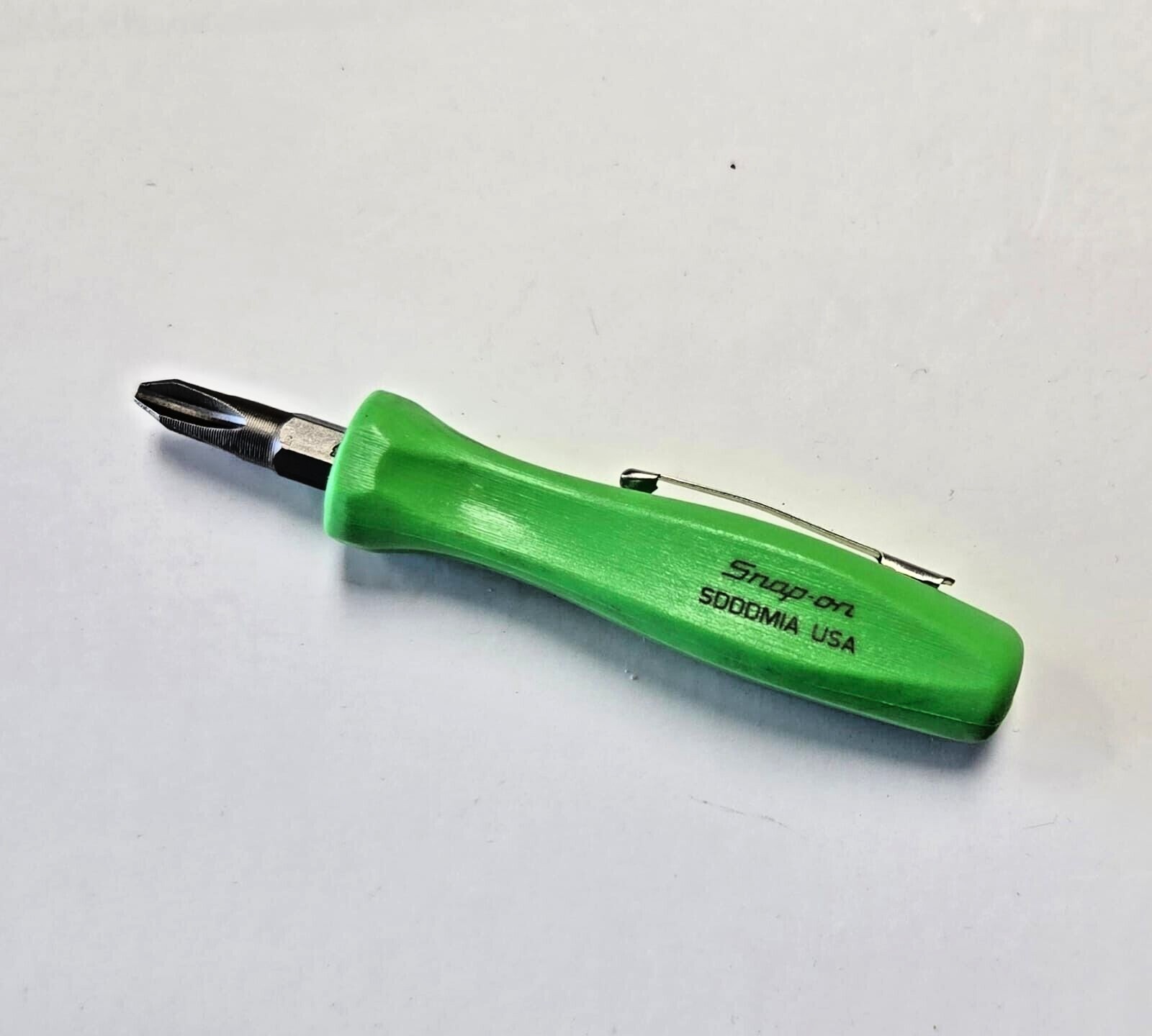 🦅 Snap-On ™ Tools GREEN Reversible Magnetic Bit Pocket Screwdriver SDDDM1A 🦅