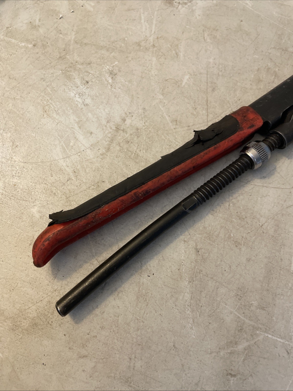 Snap On Soft Grip Adjustable Pliers Wrench PWZ1