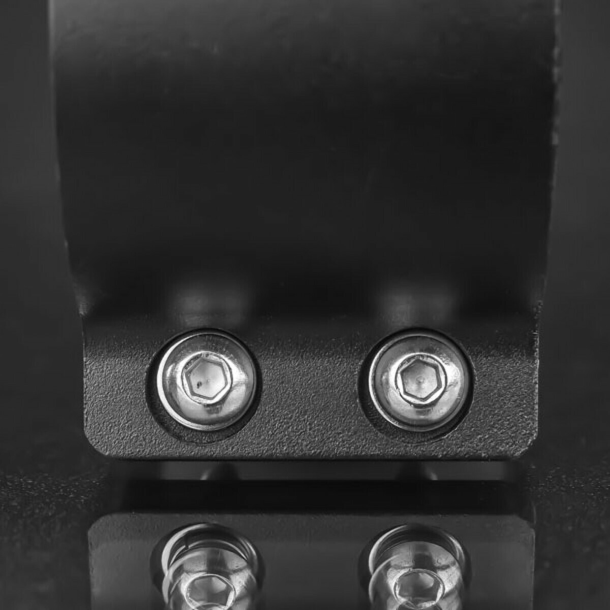 Pair 1.8 – 3 inch Bull Bar Mounting Clamps Mounting Brackets for LED Light Bar