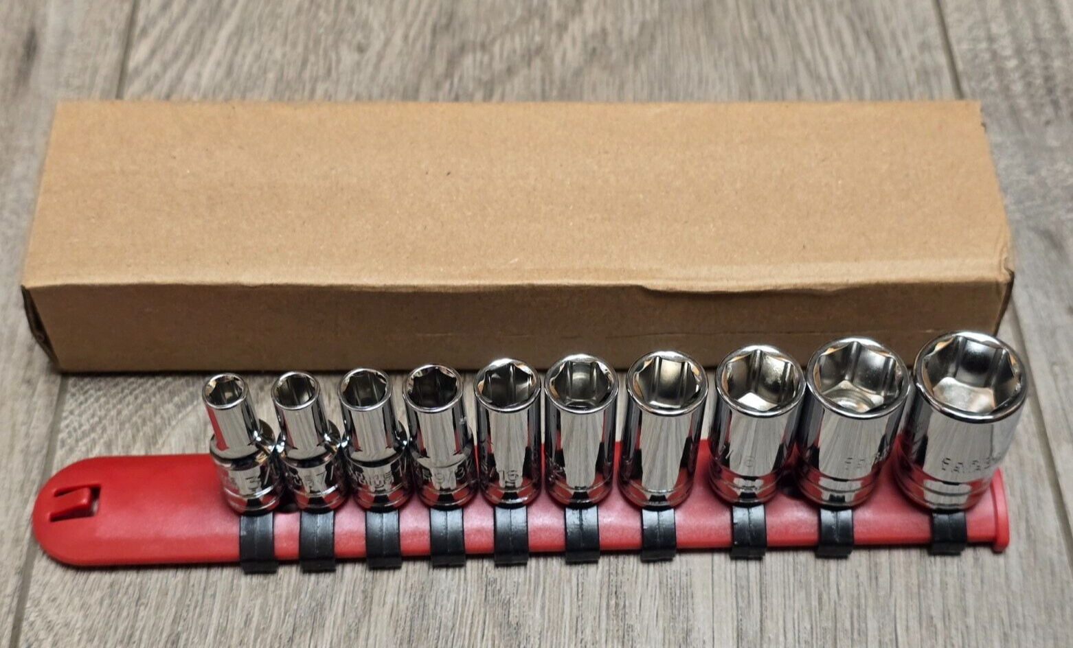 New 10 Piece 1/4″ dr 6 Point Mid Length / Semi-Deep Socket Set, SAE 3/16 to 9/16