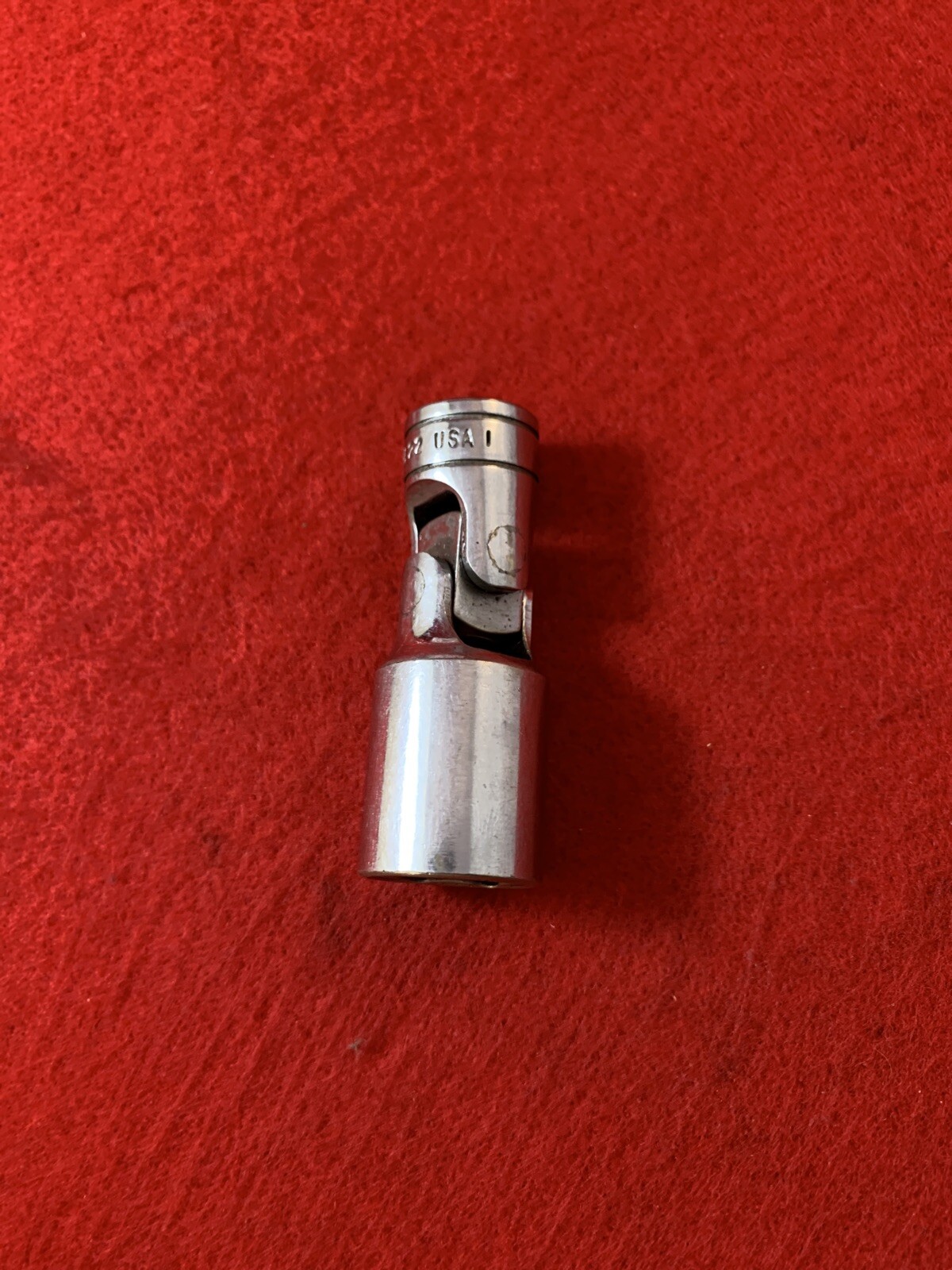 Snap On FSU22 3/8″ Drive 6pt 11/16″ Deep Chrome Swivel Socket (G5)