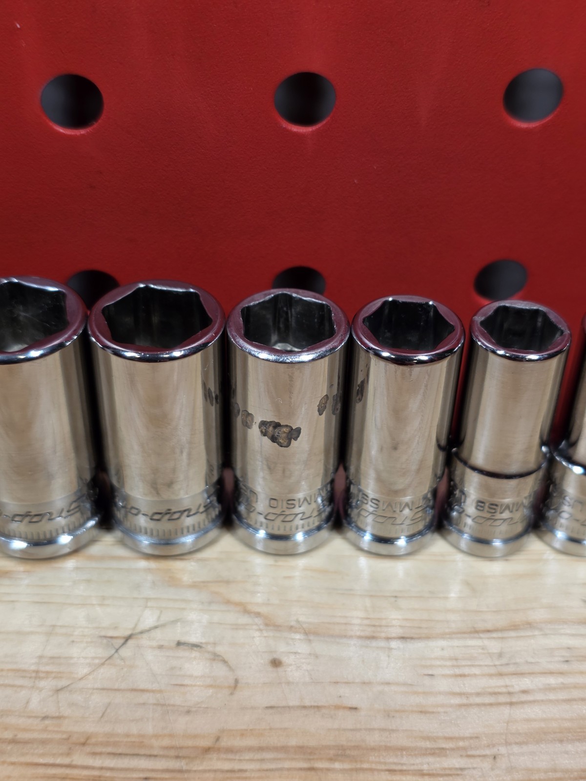 Snap-on 112YTMMSY 5mm-15mm 12-Piece 1/4″ Drive 6-Point Semi-Deep FDX Socket Set