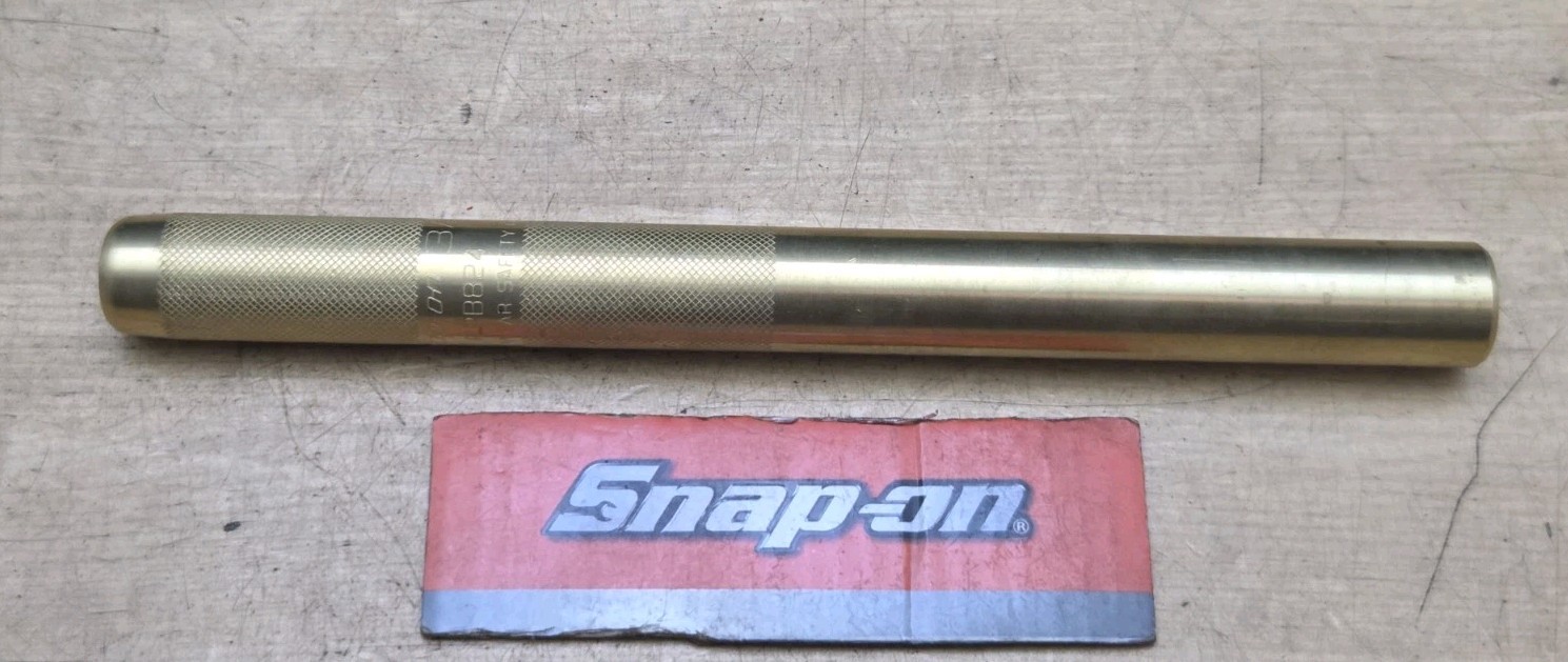 Snap On PPB824 – 8″ Long 3/4″ Diameter Knurled Brass Drift Punch Nice