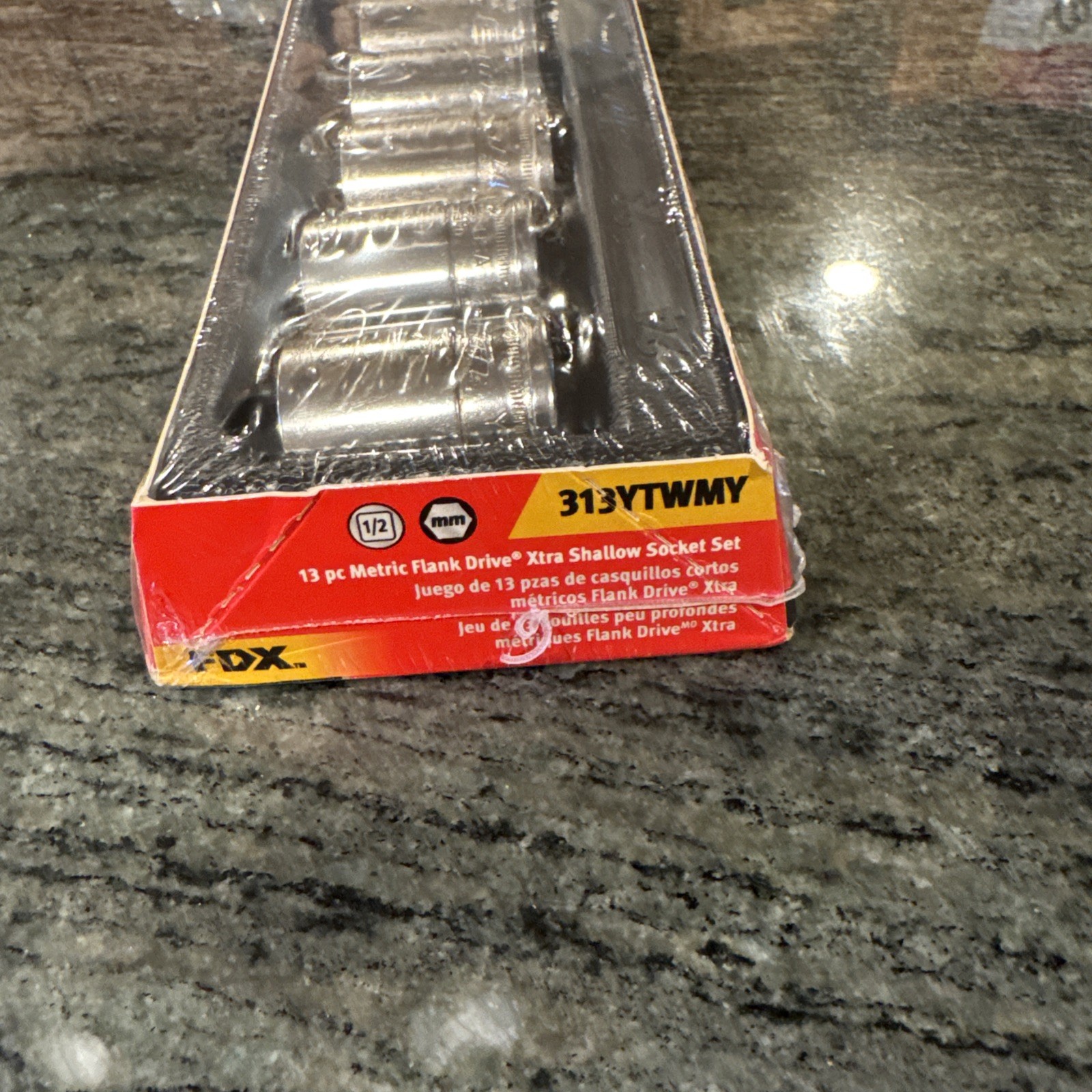 Snap-on 313ytwmy 13 pc 1/2” drive 6 point metric xtra shallow socket set 12-24mm