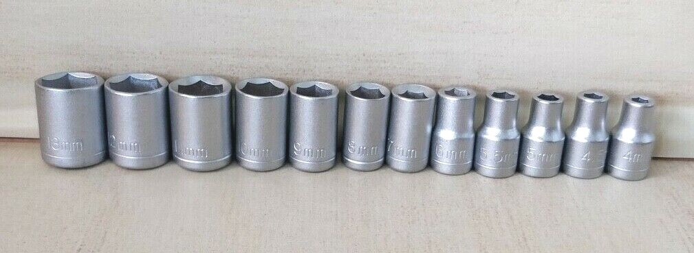 12 Pieces — Metric Socket Set — 4mm through to 13mm — 1/4″ Drive -6 Point