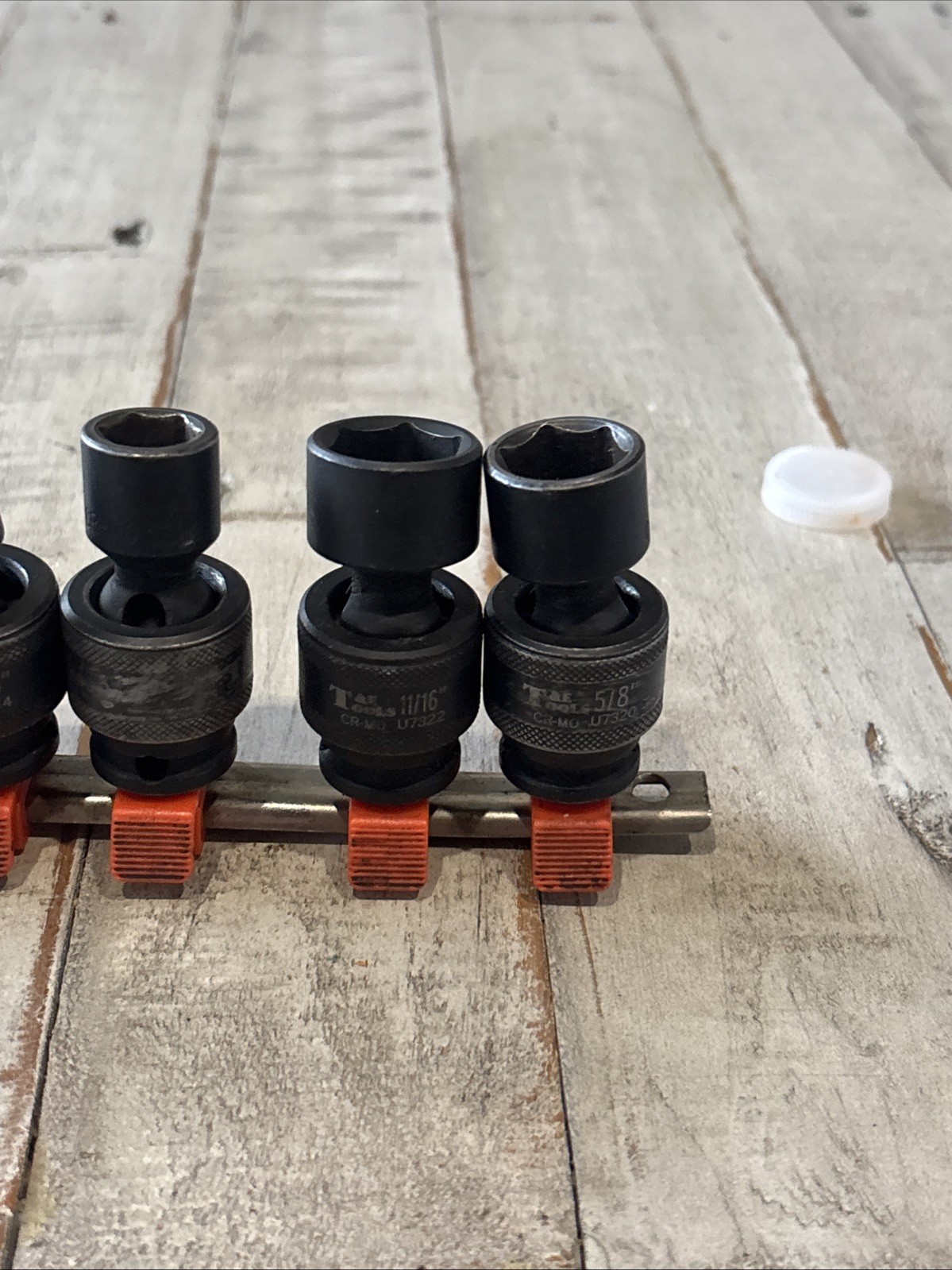 T&E Tools Swivel Sockets 3/8″ Drive – Good Condition