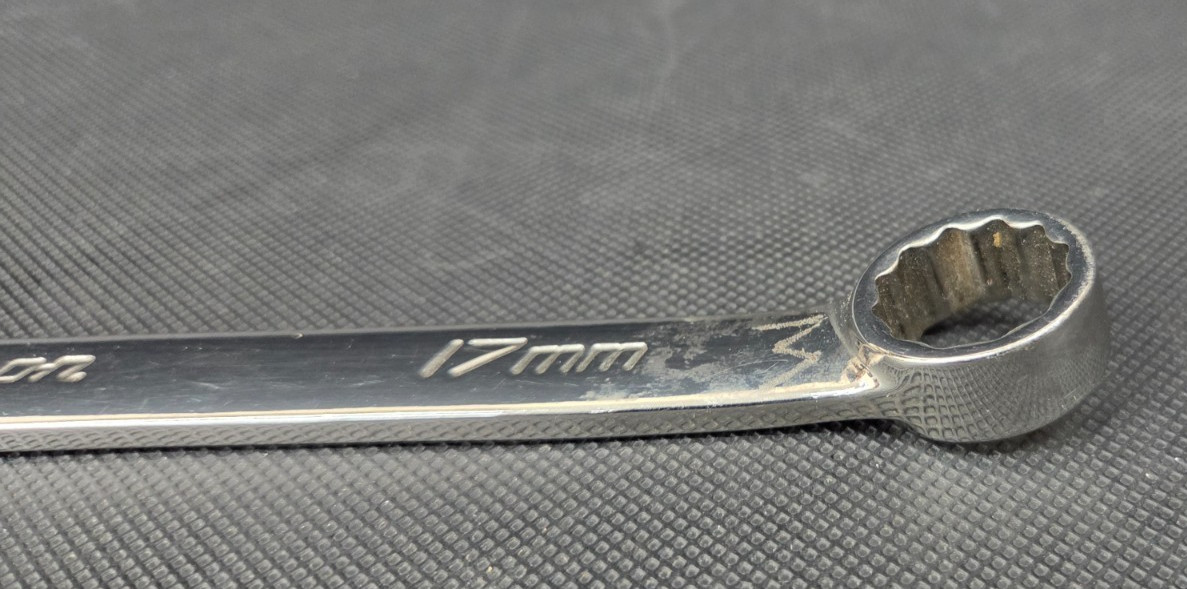 Snap On Tools 17mm Metric Standard Combination Wrench OEXM170B 12 Point USA