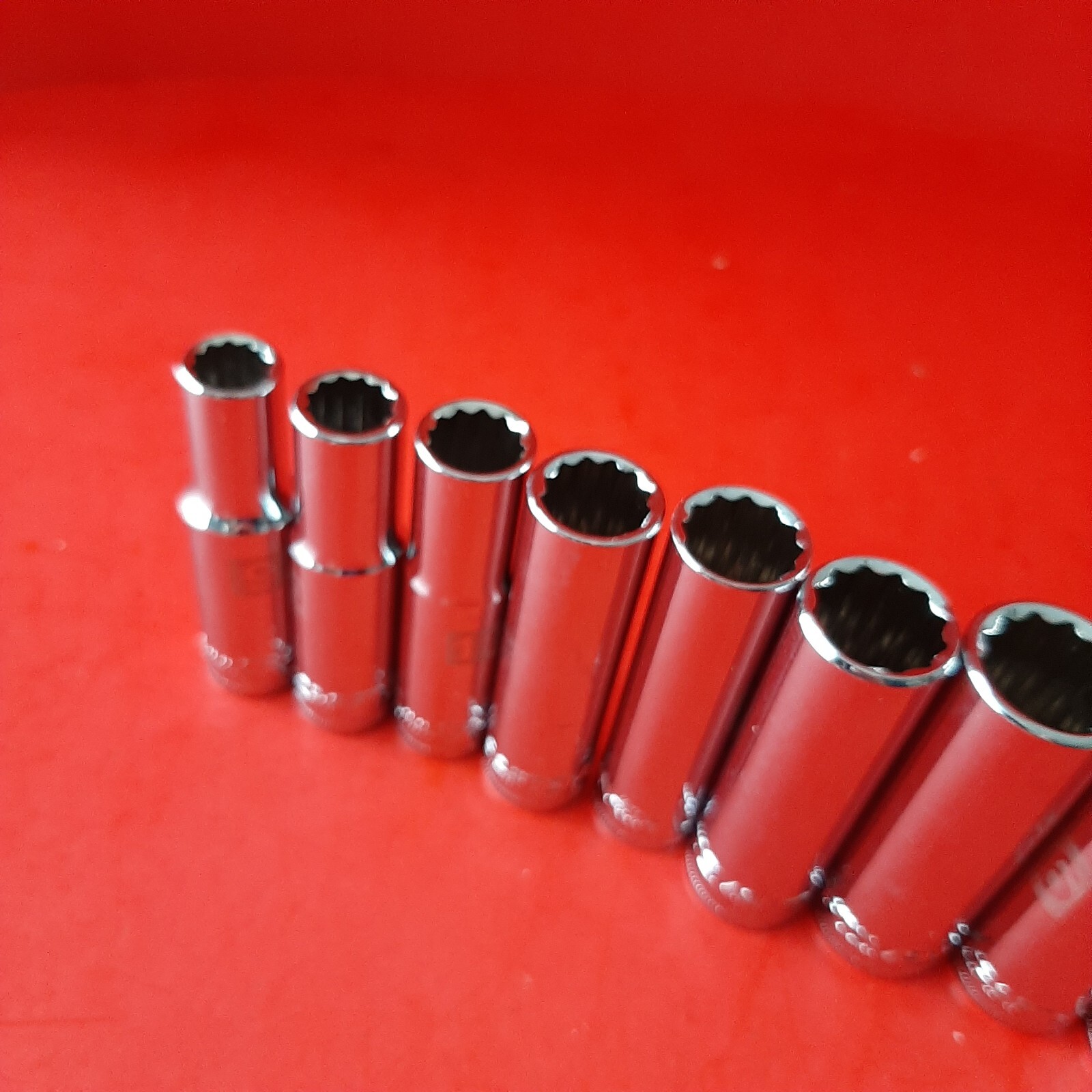 NEW CRAFTSMAN Easy Read 13 Piece 3/8 Dr 12pt DEEP METRIC Socket Set 9-19,21 22mm