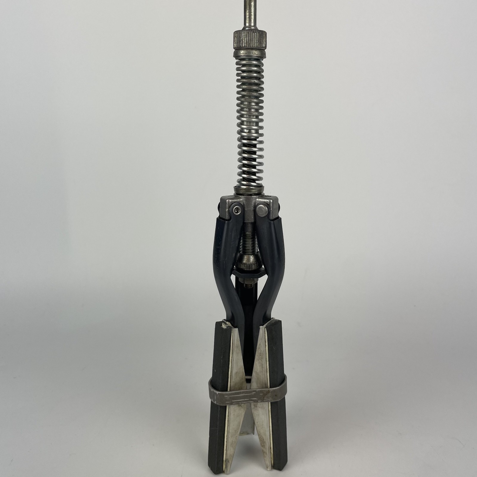 Cylinder Hone Tool – Adjustable 3-Arm Engine Cylinder Honing Tool – Unbranded