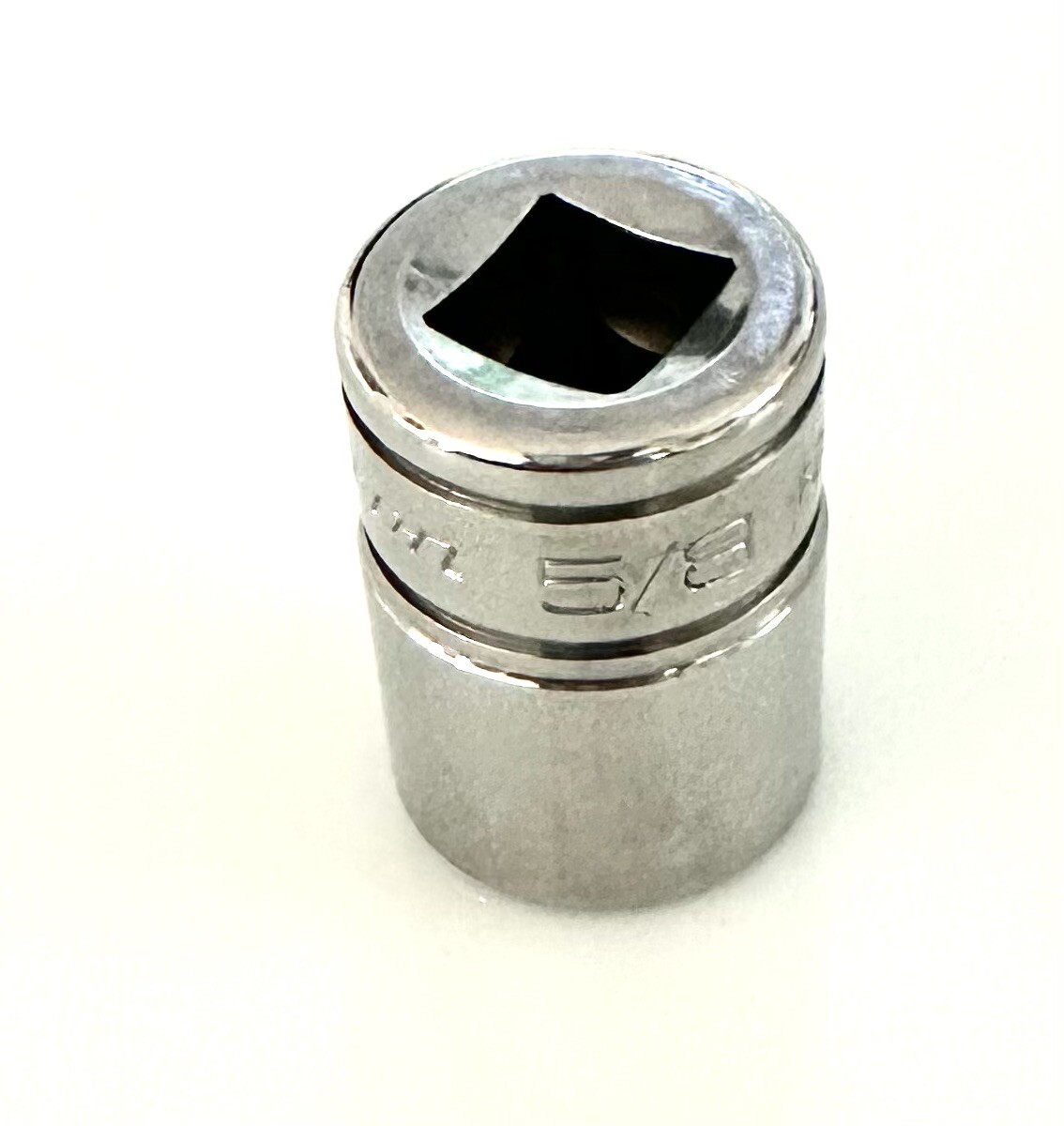 New 5/8″ socket 3/8″ drive SNAP-ON F201 Made In The USA