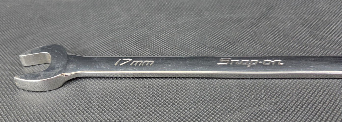 Snap On Tools 17mm Metric Standard Combination Wrench OEXM170B 12 Point USA