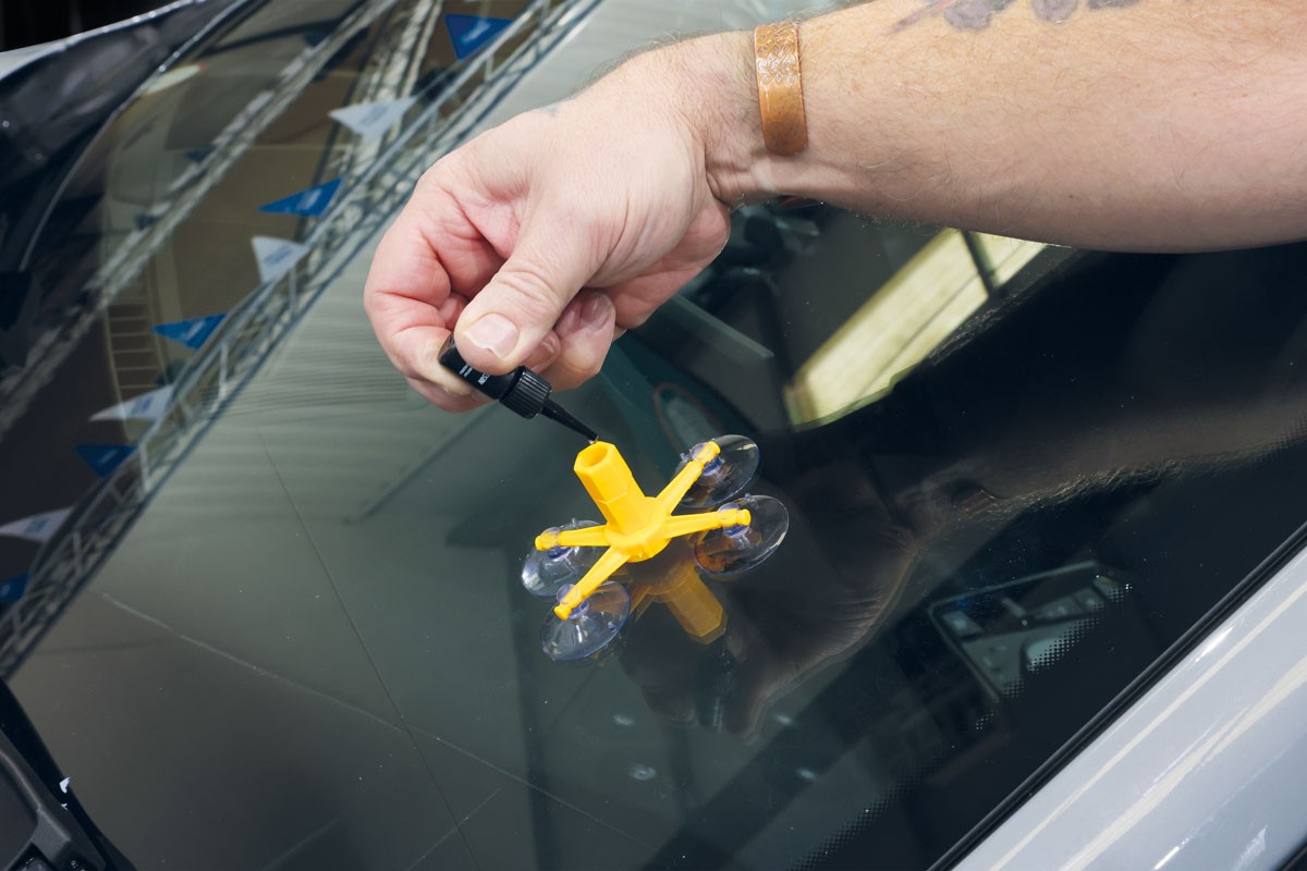 Windscreen Chip Repair Kit UV Resin Lamp Car Glass Crack Fix Tool