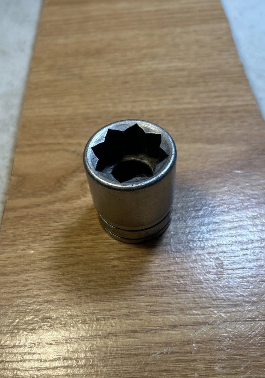 SNAP ON TOOLS – 7/8″ Double-Square 8-Point Shallow Socket,1/2” Drive, # SW428