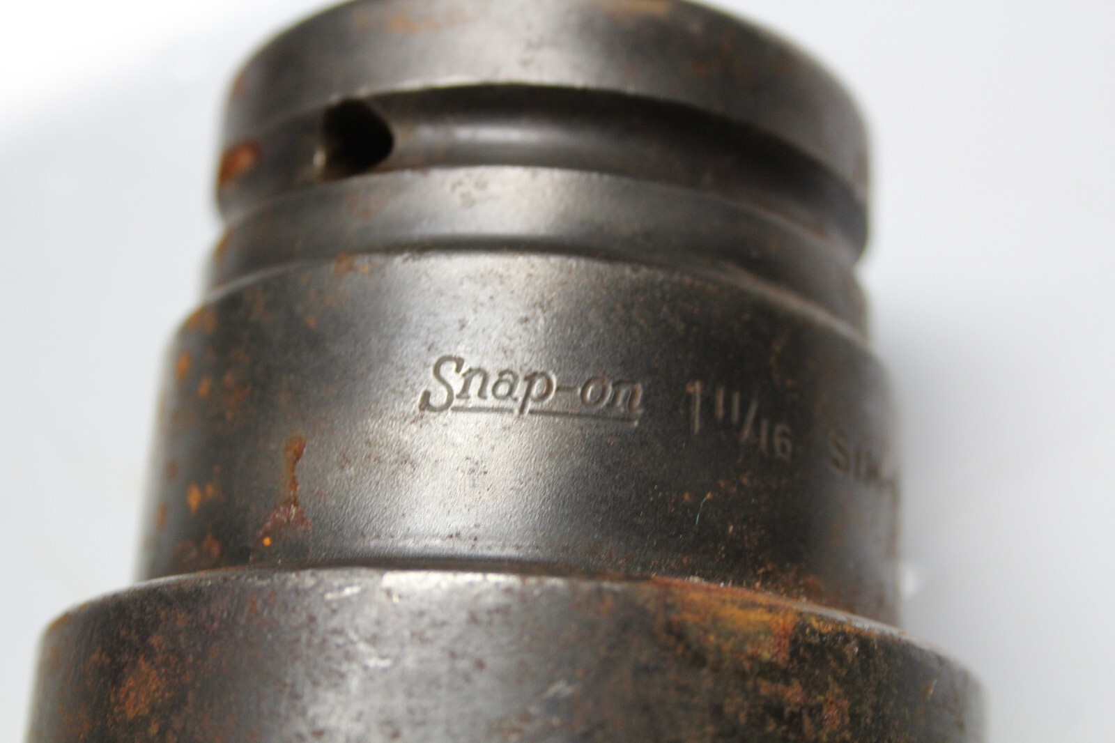 SNAP-ON TOOLS 1-1/2″ Drive 8-Point SAE 1-11/16″ / 43MM Impact Socket USA SIM-754