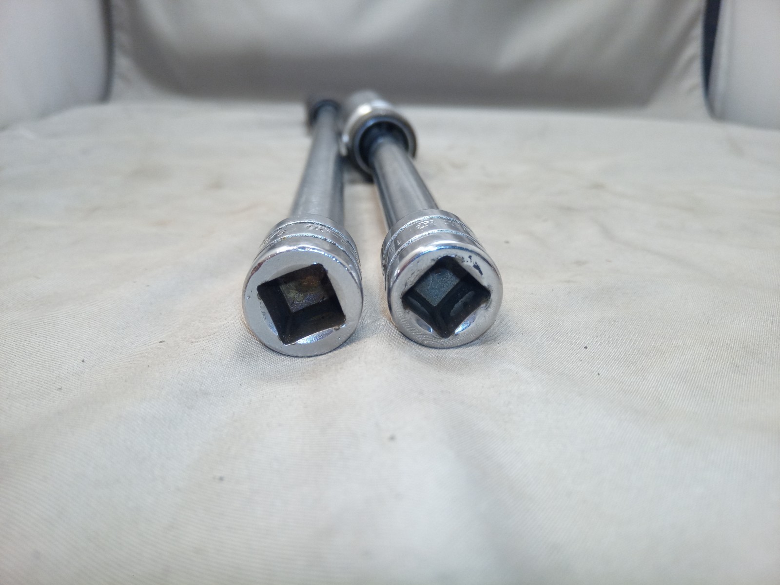 2 Snap-On Spark Plug Socket on Swivel Mounts FSX 1220 & 626 5/8″ & 13/16″