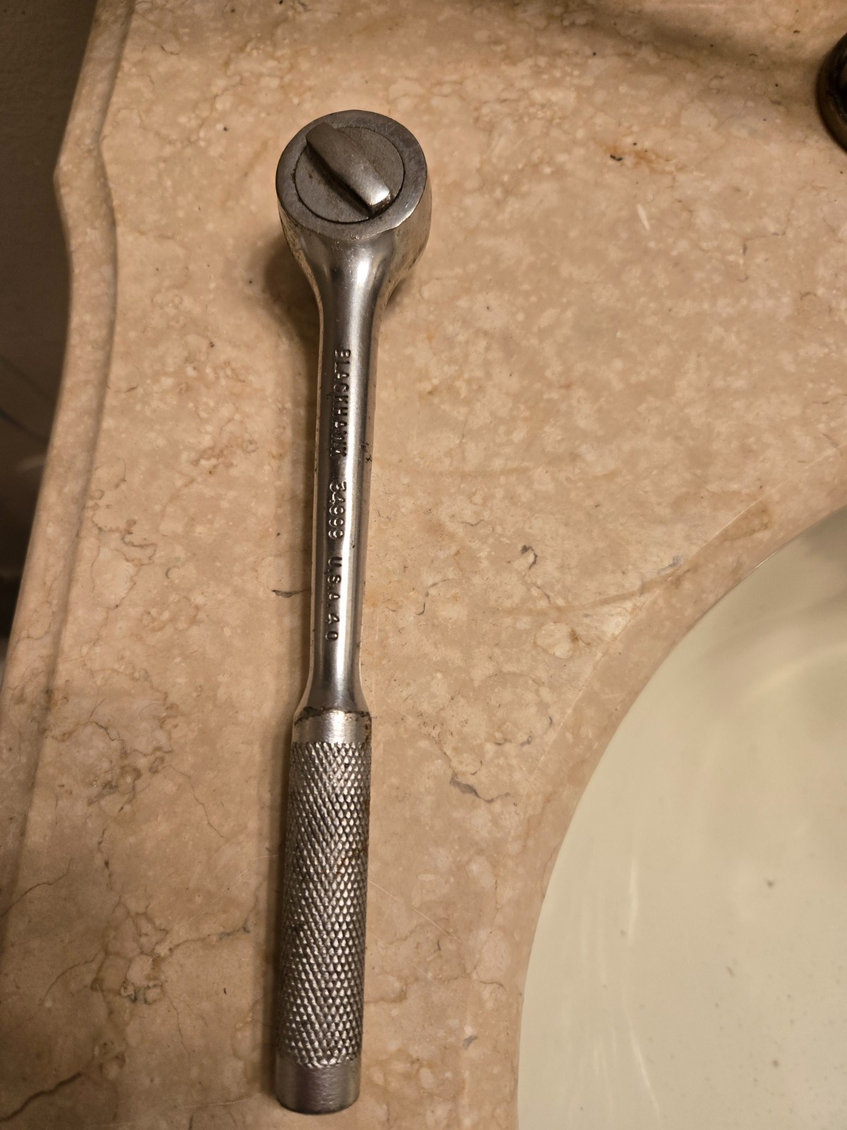Black hawk Tools 34999, 3/8″ Drive Reversible Ratchet Chrome Knurled