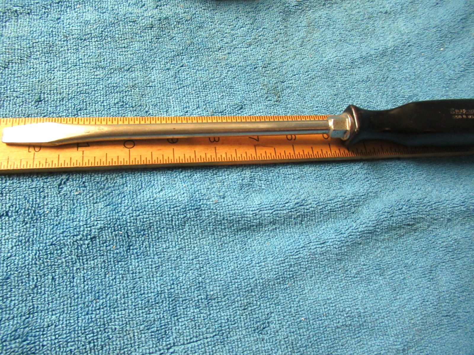Vintage Snap-On 12 1/2″ Long 7 1/2″ Shaft Flathead Screwdriver.