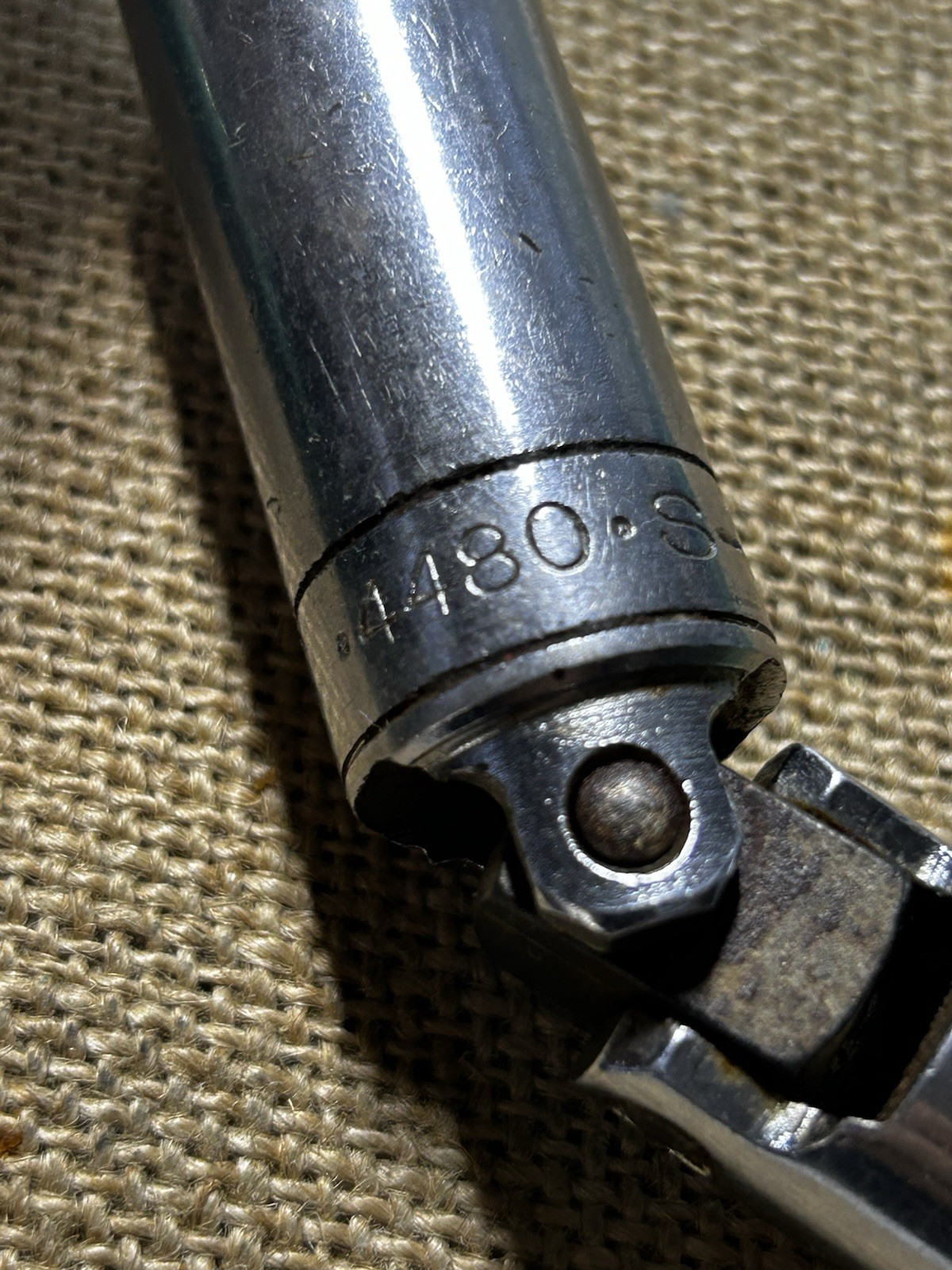 S-K Professional Tools 4480 5/8″ Swivel Spark Plug Socket 3/8″ Drive Made in USA