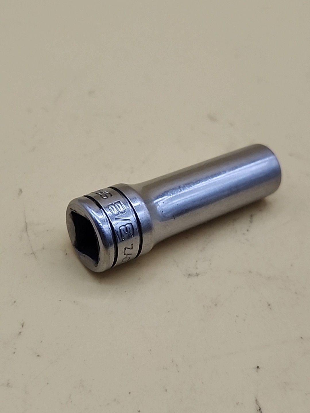 Snap-on Tools SF121 3/8″ SAE Flank Drive Deep Socket 3/8″ Drive 12 pt USA