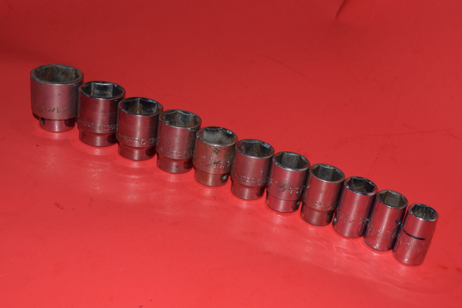 11-Piece MAC/MATCO 1/2″ Drive 6-Point SAE Socket Set 9/16″ to 1-1/4″
