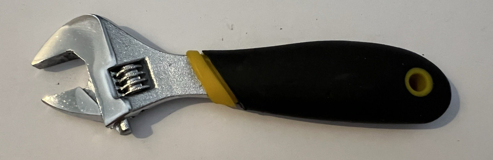 Adjustable Wrench Unbranded 6″ Cushioned Handle Black Yellow