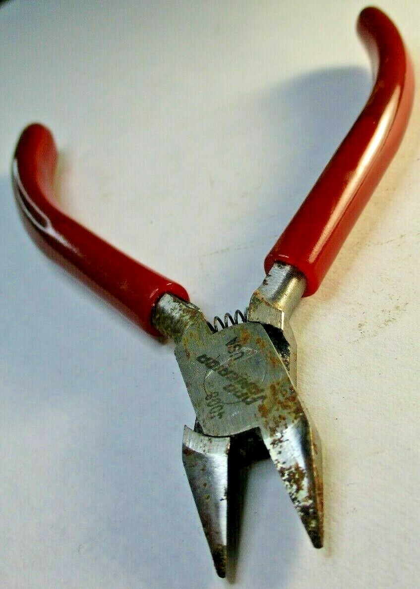 Pro America 4008 4.5″ Long Rubber Grip Spring Loaded Diagonal Cutter Pliers USA