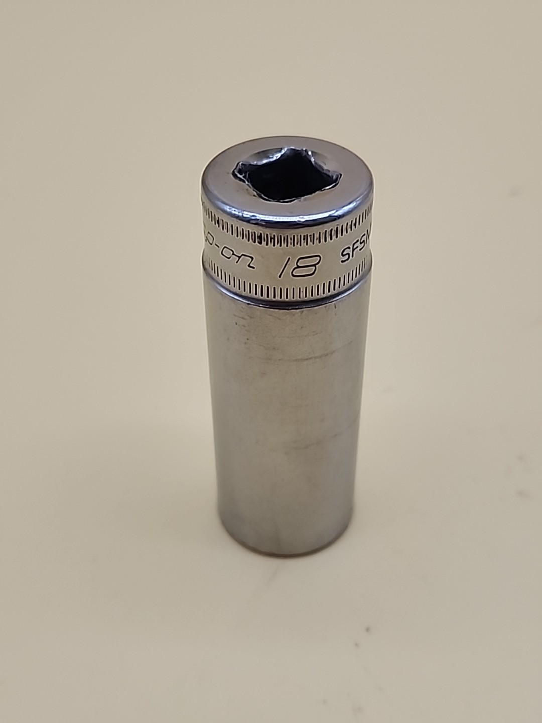 Snap-on Tools SFSM18 3/8 Dr 6Pt Metric 18mm Flank Dr Deep Chrome Socket USA