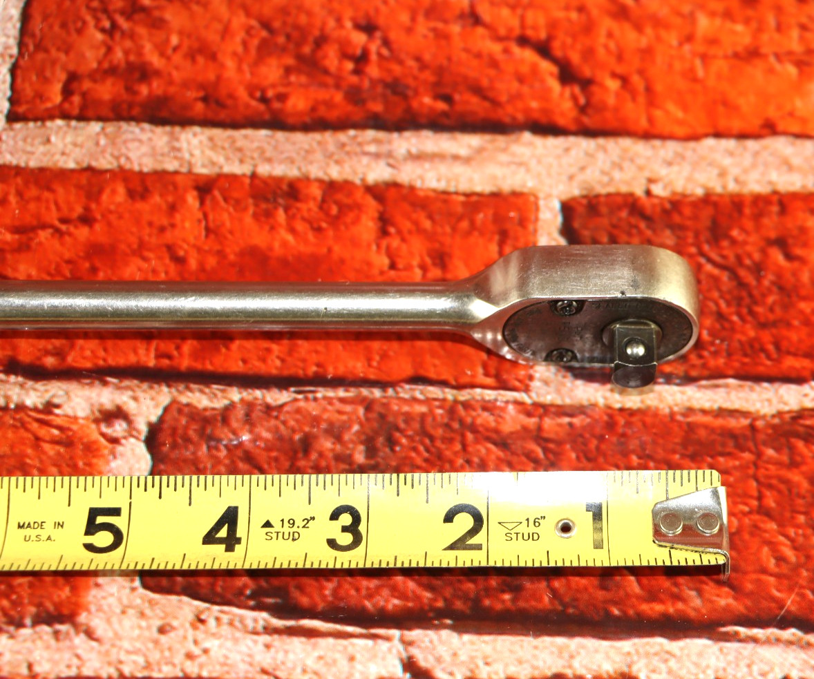 Snap-on Tools USA 3/8″ Drive RED Soft Grip LONG Fixed Head Ratchet FHL80