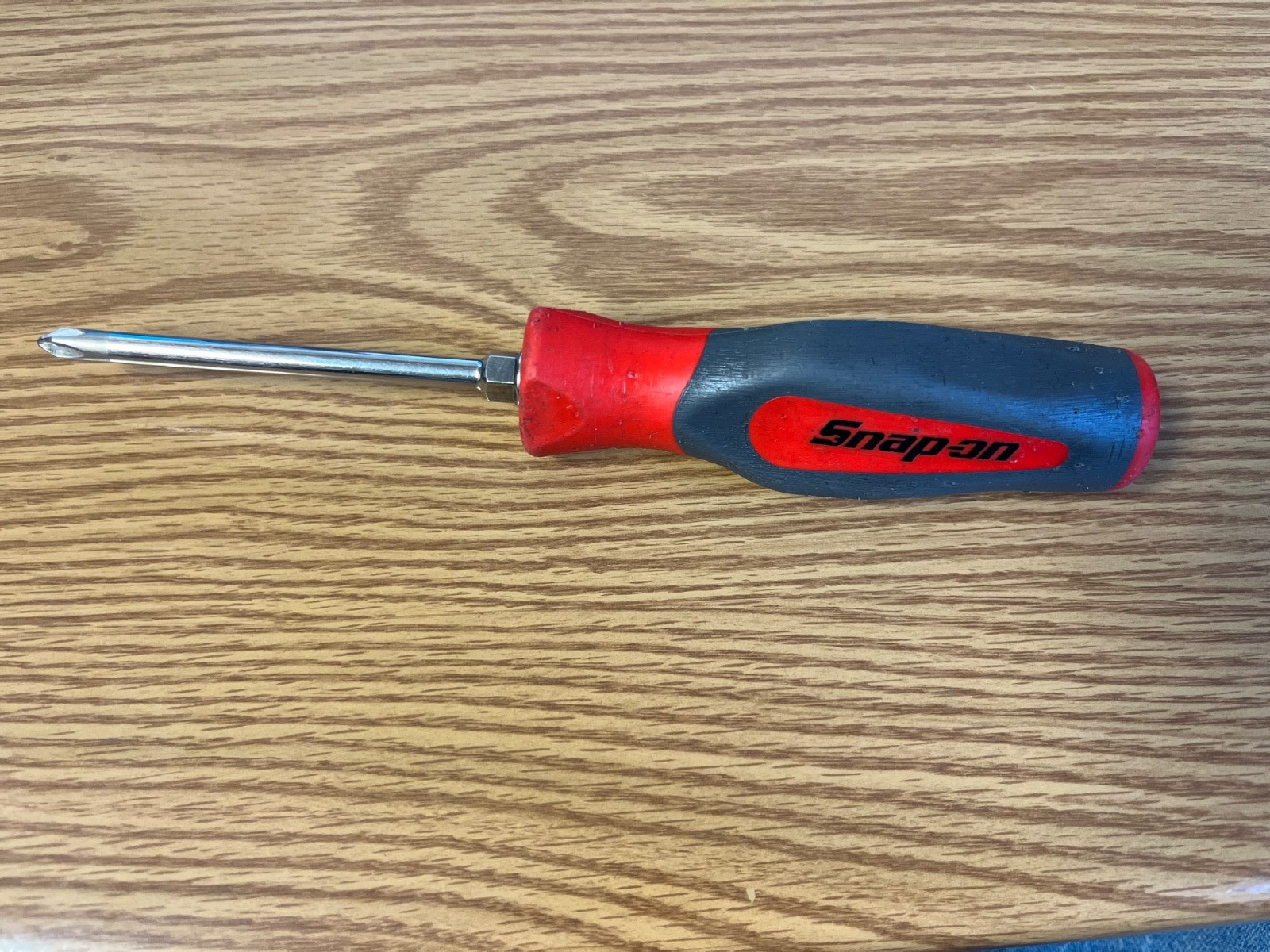 SNAP ON SHDP421R – RED/GRAY CUSHION GRIP HANDLE NO2 PHILLIPS LOT# 94