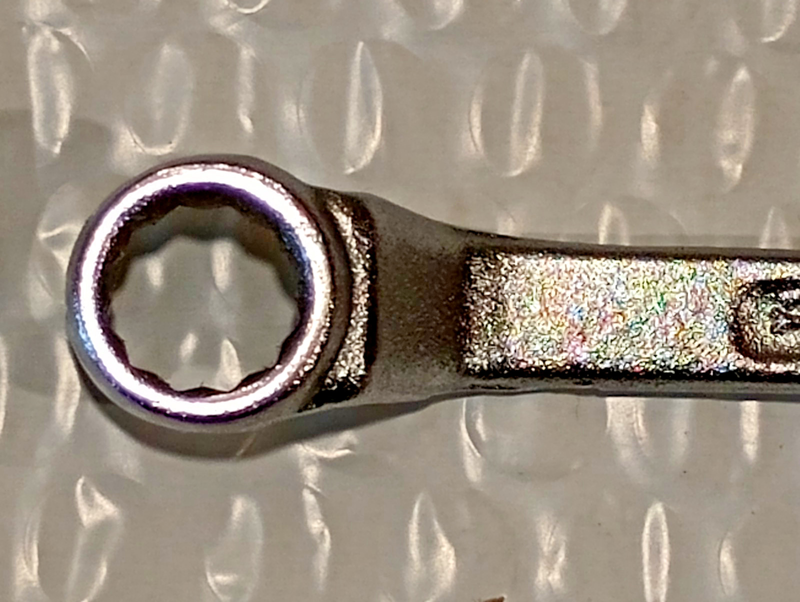3/8 x 7/16″ DOUBLE BOX WRENCH, 6.8″ LONG, OFFSET, 12 POINT, UNBRANDED.