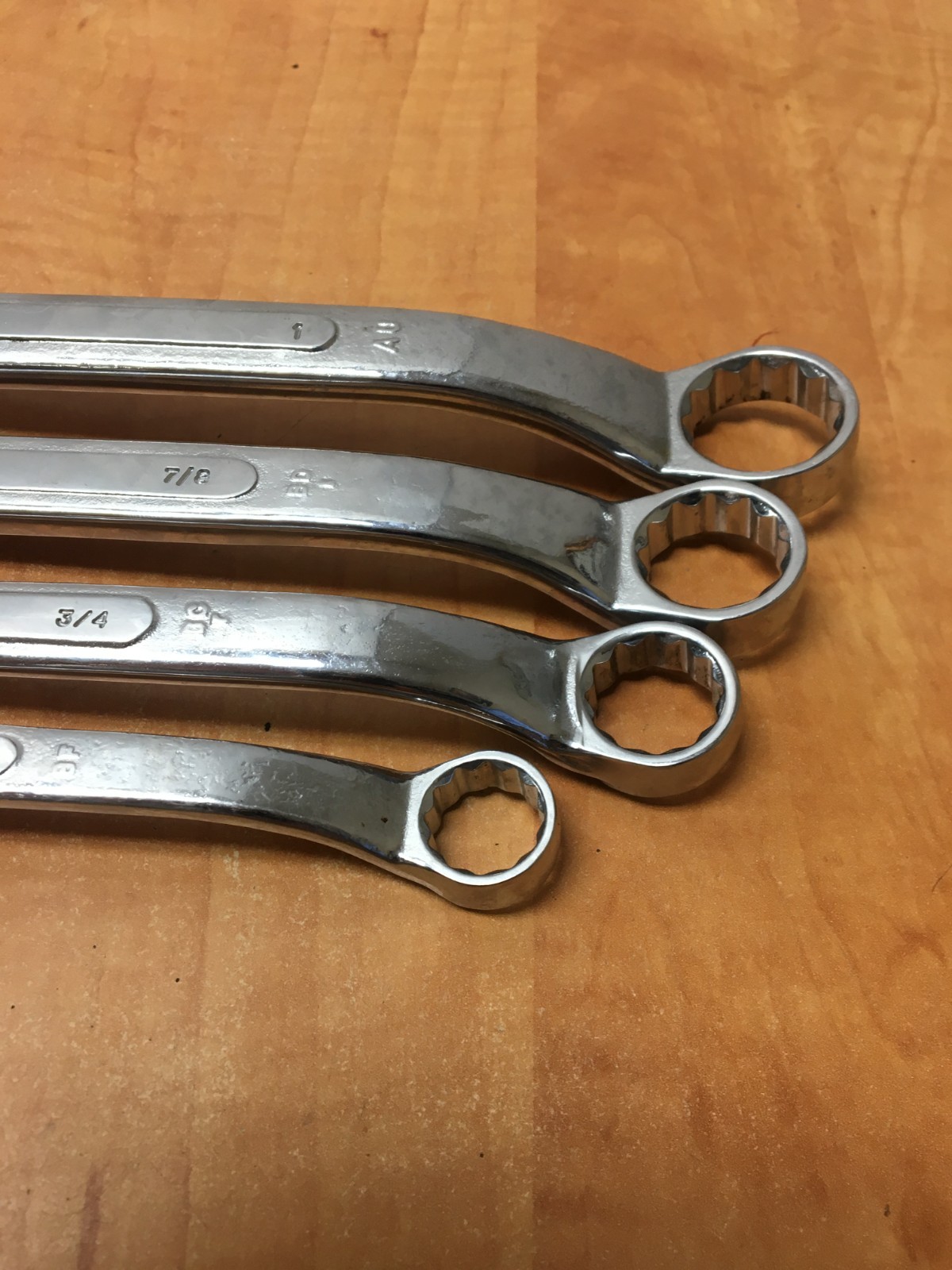 S-K USA 4 Piece SAE Offset Box End Wrench Set 9/16 To 1 In. B-1820 to B-3032