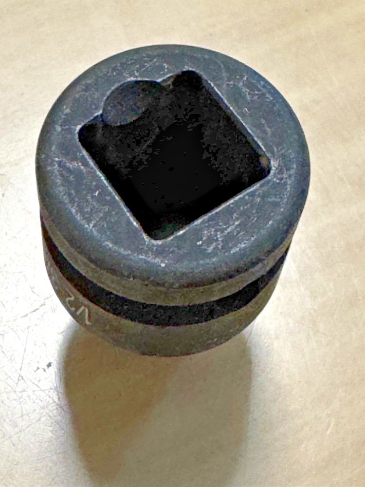 Grey Pneumatic 2228AL 1/2″ Female X 3/8″ Male Impact Socket Adapter Locking Pin