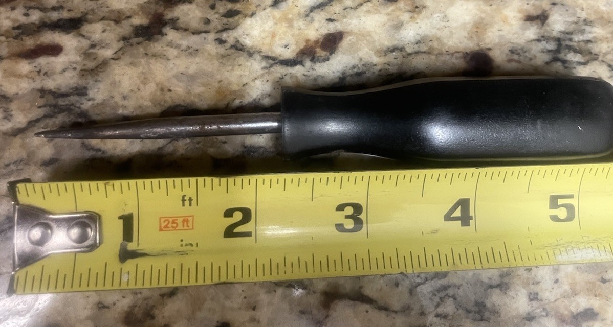 2 Snap-on Old Black Handle Slotted Screwdrivers Chrome Vanadium 1 Stubby- 1 7.5”