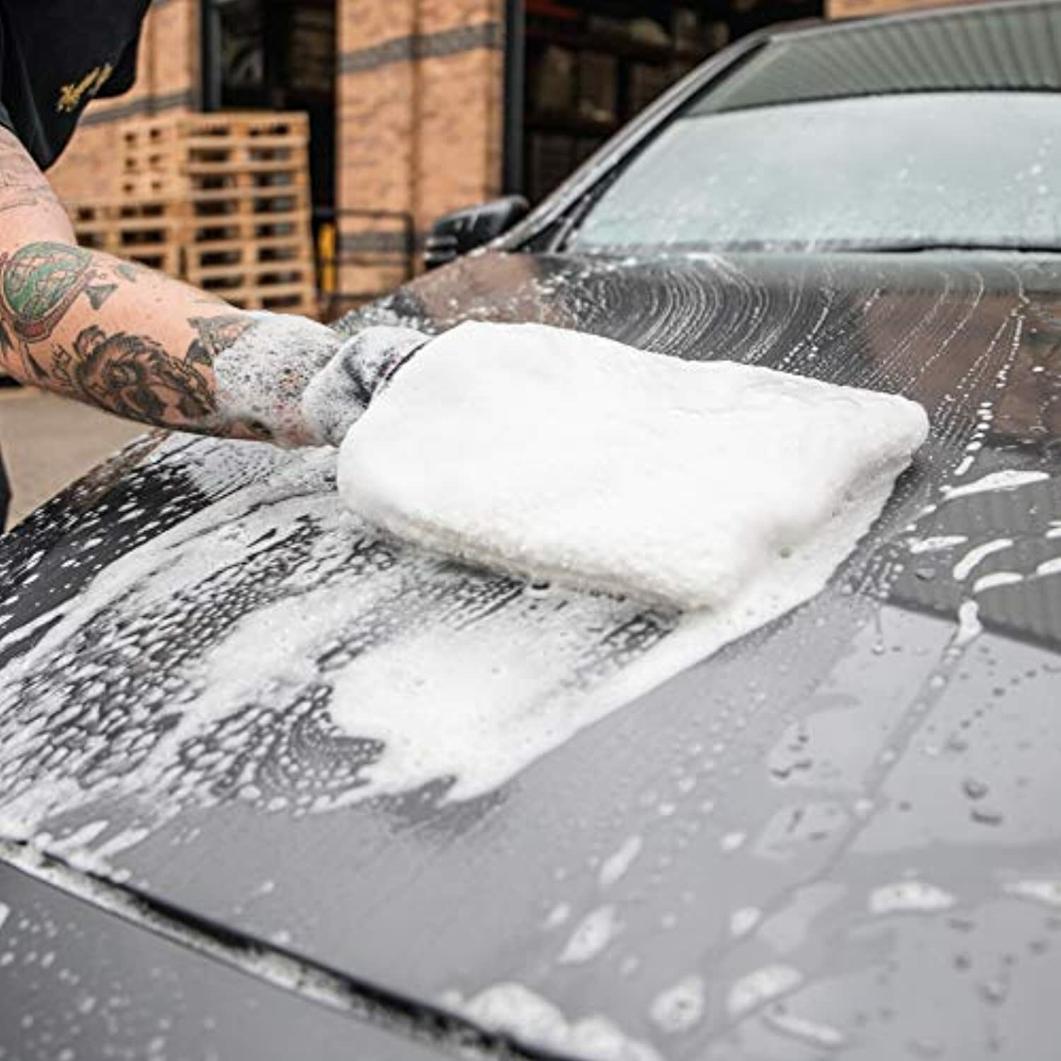 Meguiar’s X3002 Microfiber Wash Mitt – Super-Thick Reusable Wash Mitt for