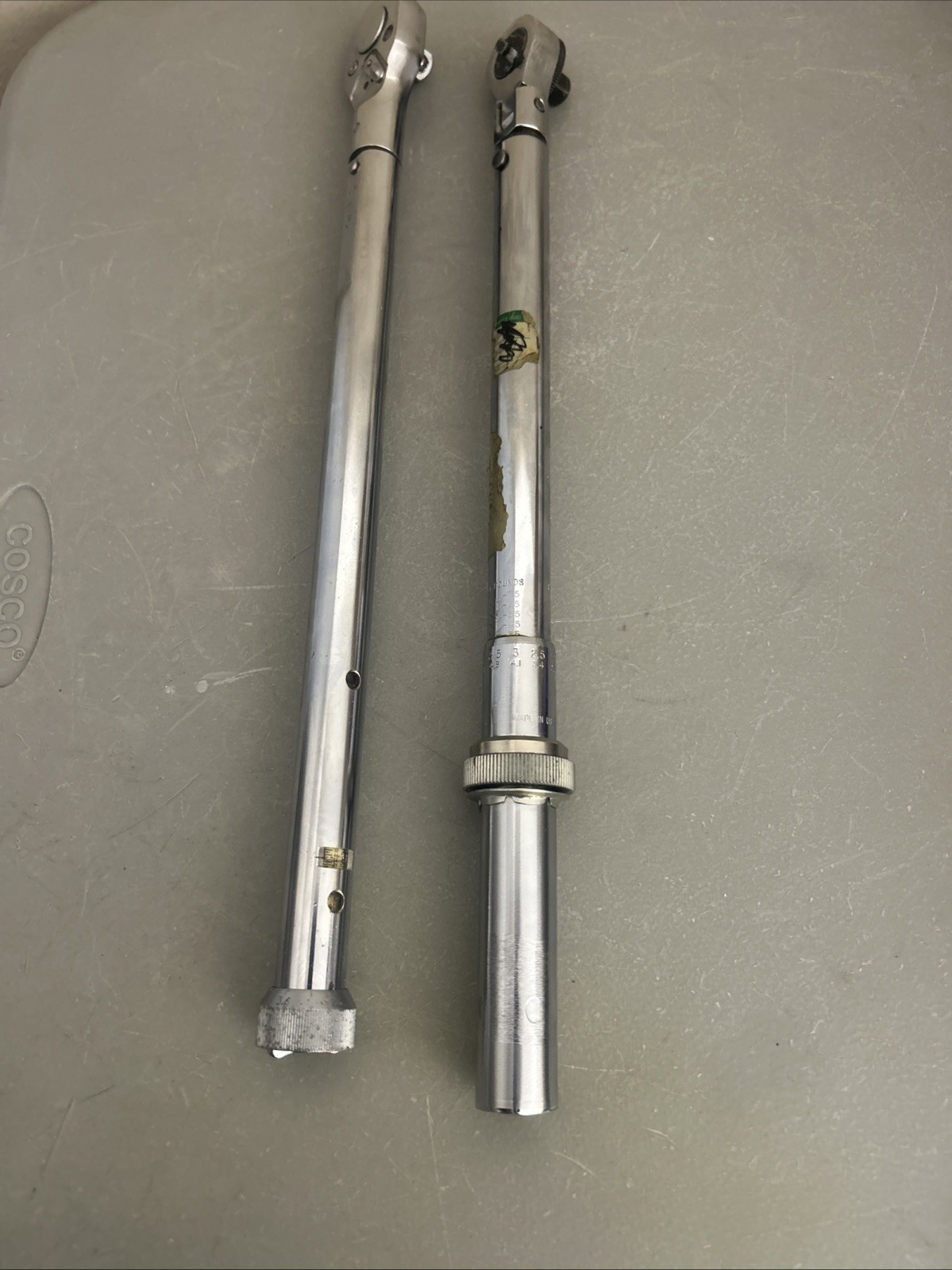 2 Torque Wrenches 1/2” And 3/8” Unknown Brand/ For Parts Or Repair