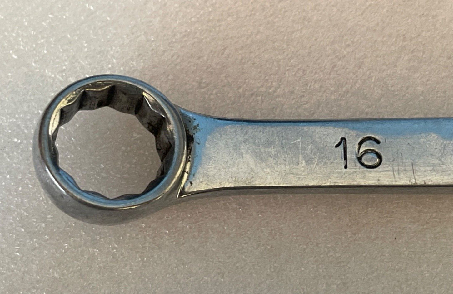 MAC TOOLS M16CW, 16MM. COMBINATION WRENCH, 7″ LONG, 12 POINT.
