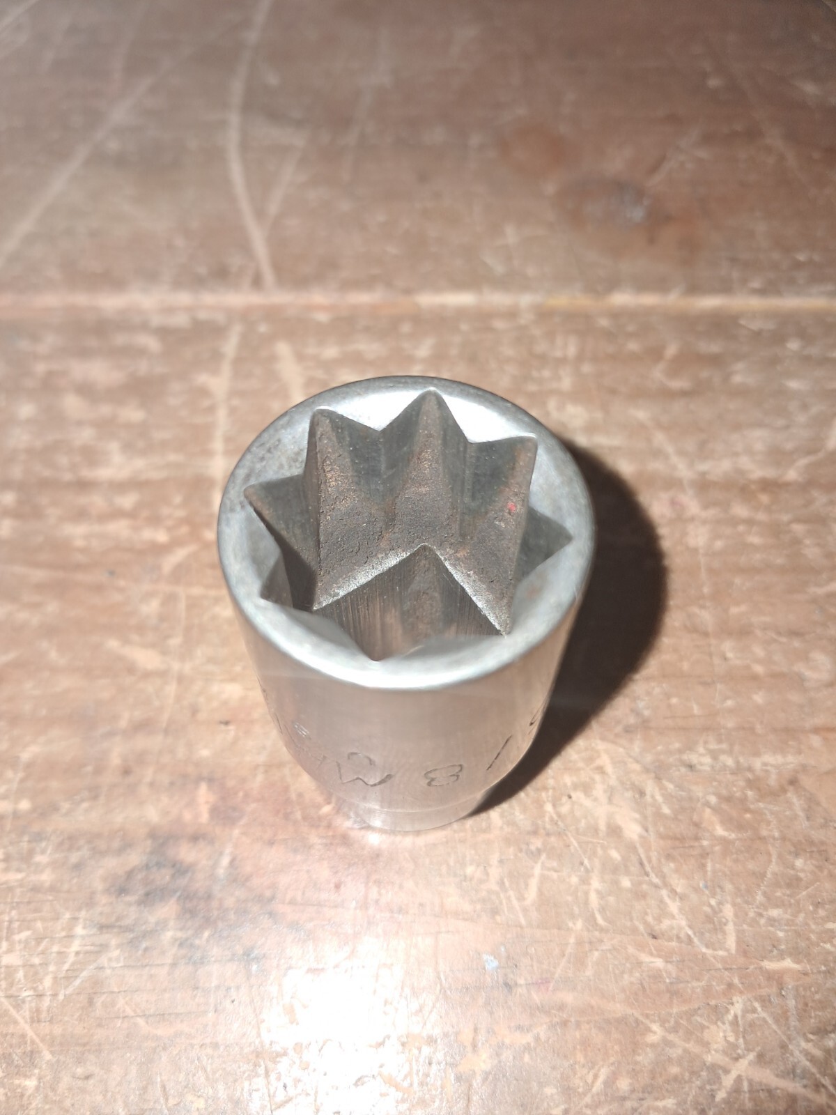 Mac Tools 5/8 Inch Socket Double Square 8 Point 1/2 Drive Shallow V208 Vintage