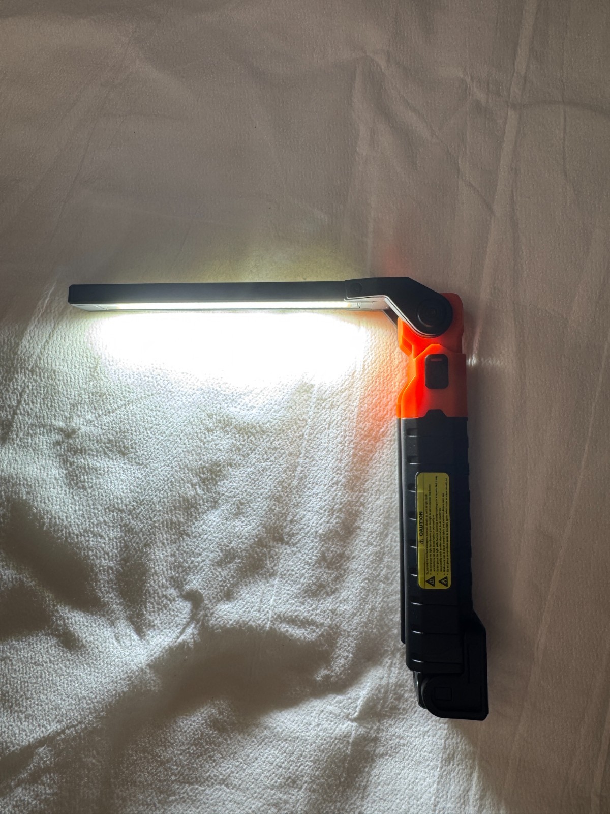 Matco Tools Cordless Folding Work Light MWLAM – Orange