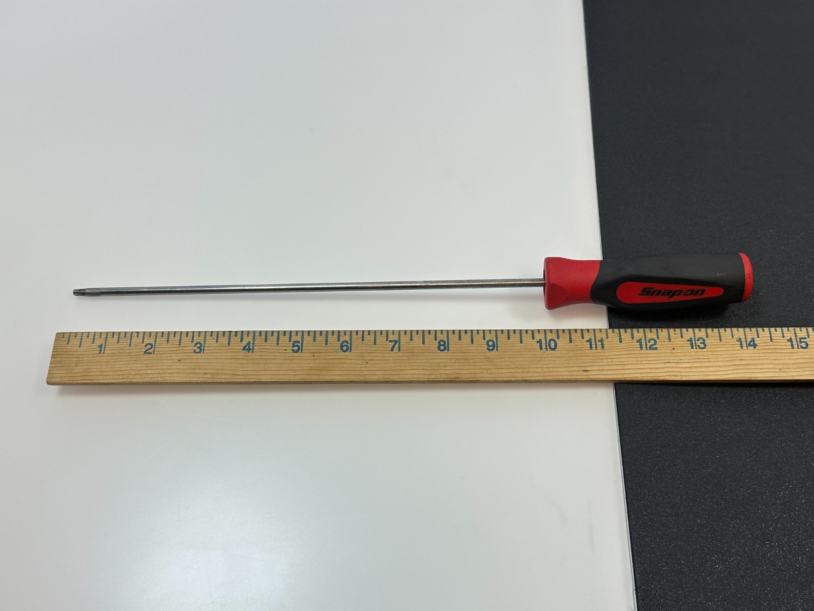 🇺🇸 Snap On Tools USA SGDTX1020B Long T20 Torx Screwdriver, Red Soft Grip