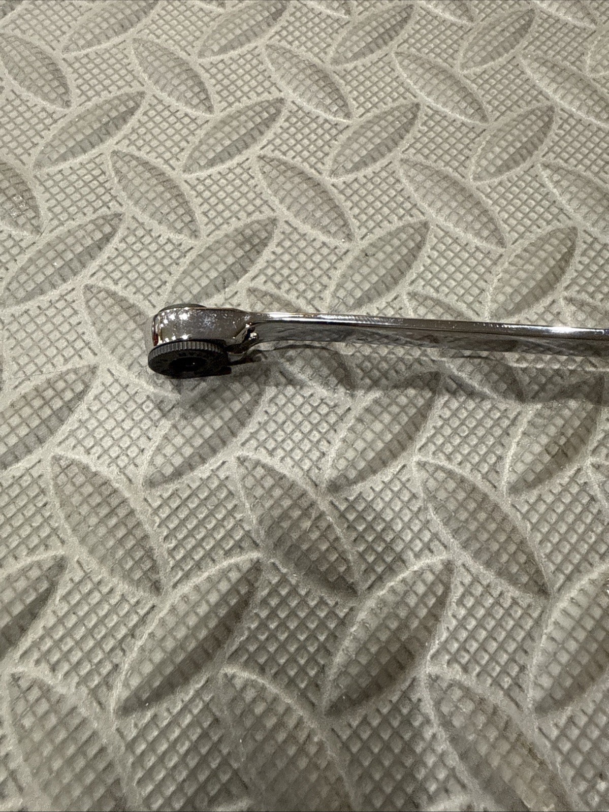 VIM Tools HBR8 8″ Long 1/4″ & 5/16″ Hex Bit Ratchet Tool with 1/4″ Adapter