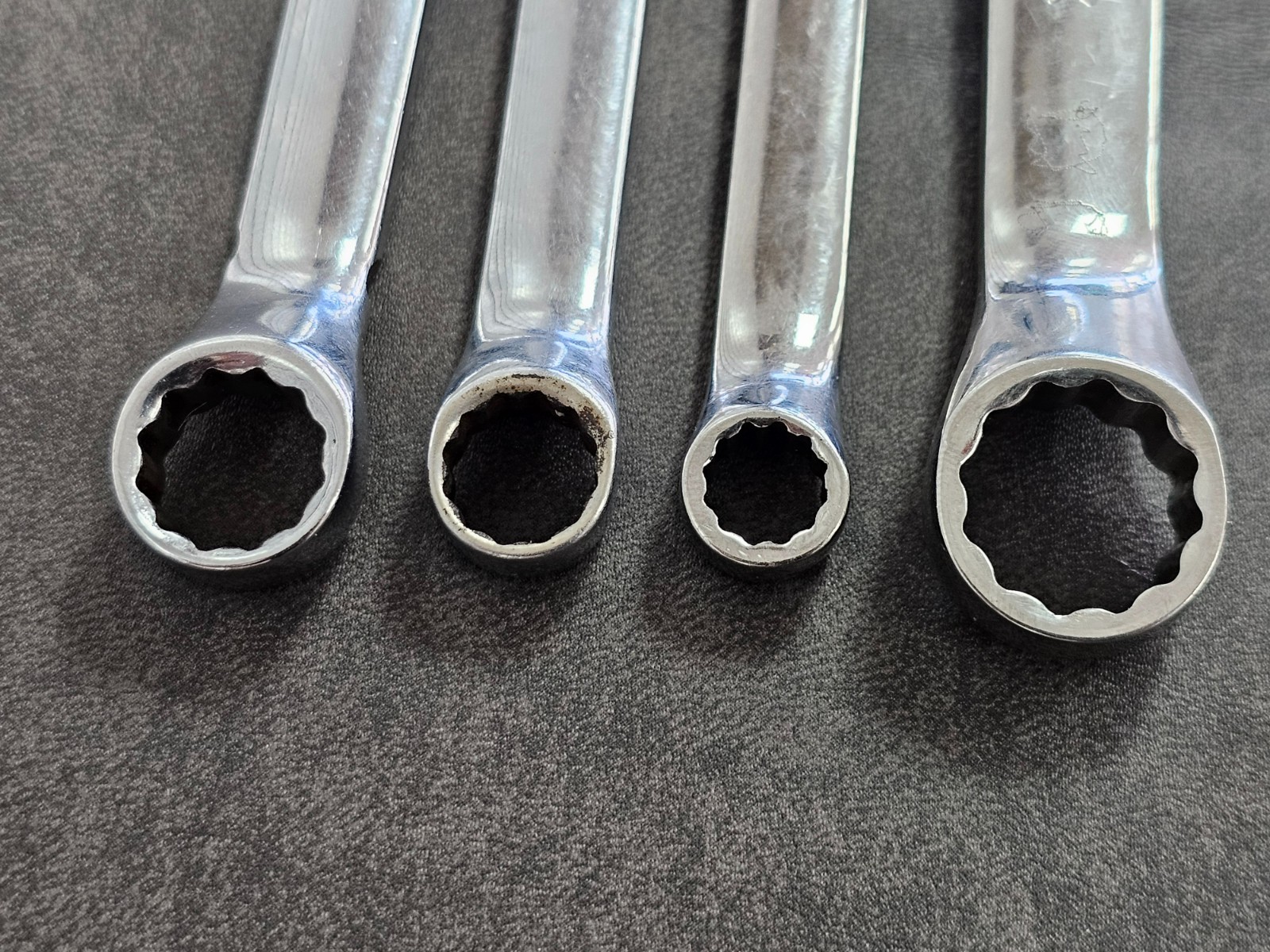 Snap-On 4pc Metric 12pt 10º Offset Box Wrenches XBM810A XBM1011 XBM1214 XSM1516A