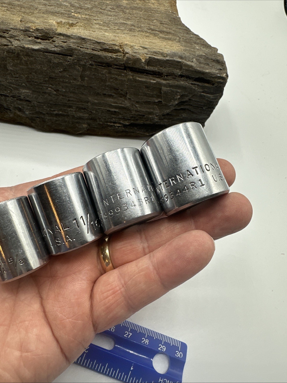 IH International Harvester 4 Piece 12 Point SAE Socket Set – 3/8″ Driv3