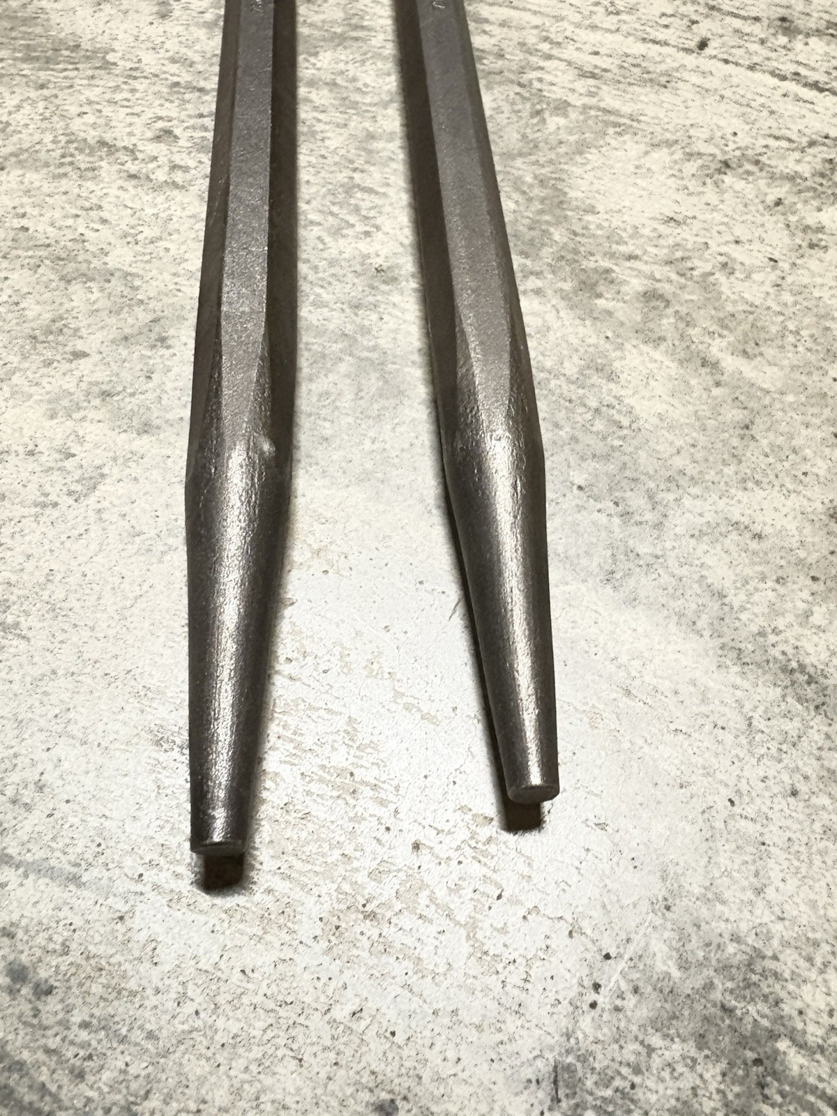 2-Mayhew Tools 75002 Line-Up Pry Bar 3/4 X 20 inch Offset Chisel Tapered Point