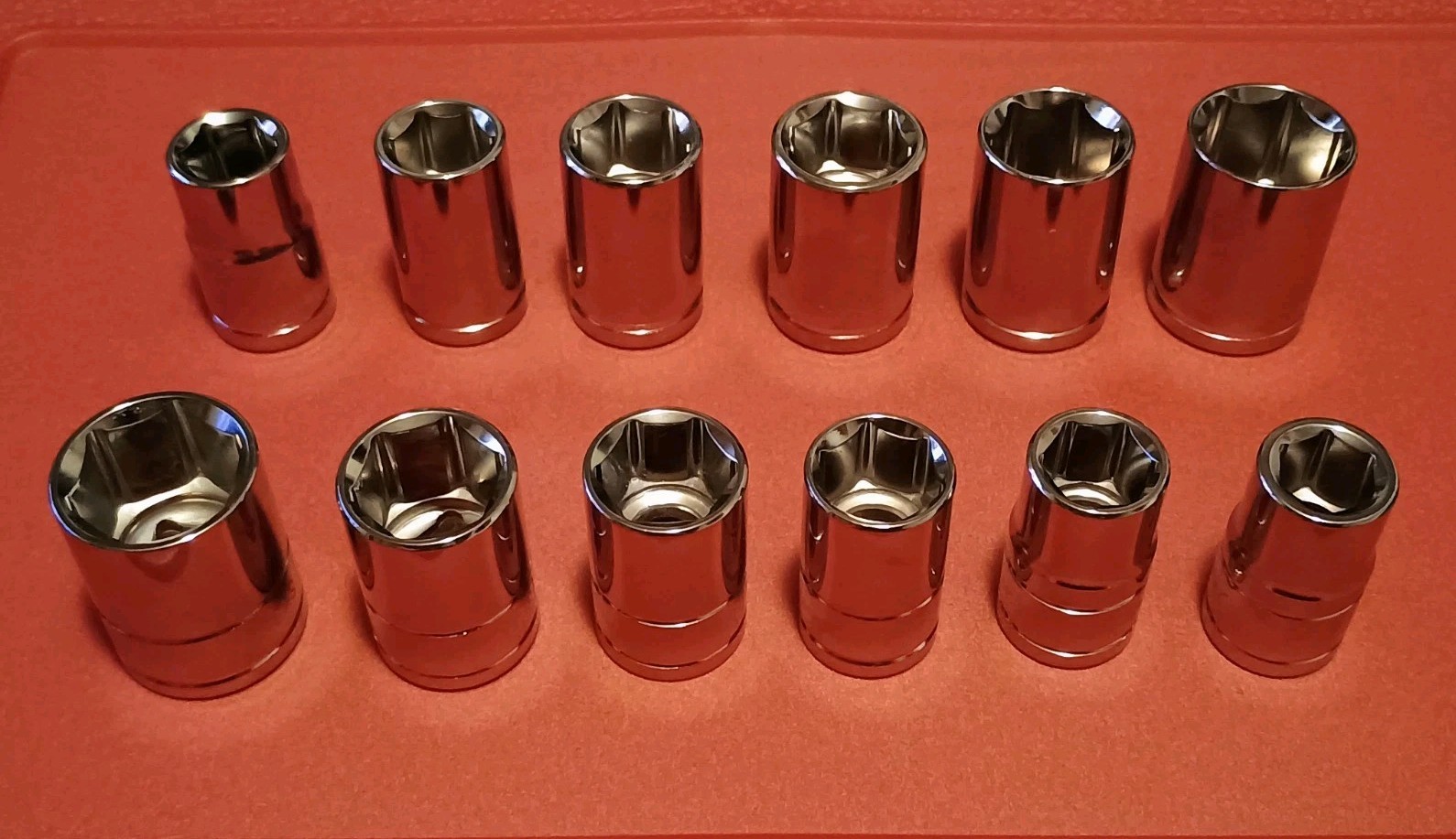 GREAT NECK 12 Piece SAE and METRIC 6 Point Chrome Socket Set For 1/2″ Inch Drive